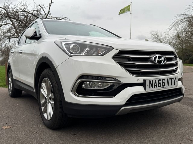 2016 HYUNDAI SANTA FE - Photo 2