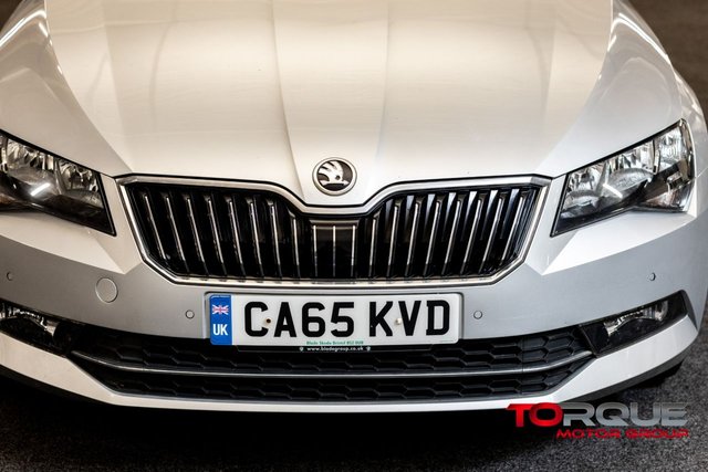 2016 SKODA SUPERB 2.0 TDI SE Business Estate 5dr Diesel Manual Euro 6 (s/s) (150 ps) - Photo 4