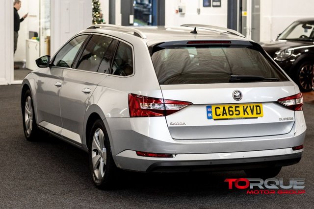 2016 SKODA SUPERB 2.0 TDI SE Business Estate 5dr Diesel Manual Euro 6 (s/s) (150 ps) - Photo 5