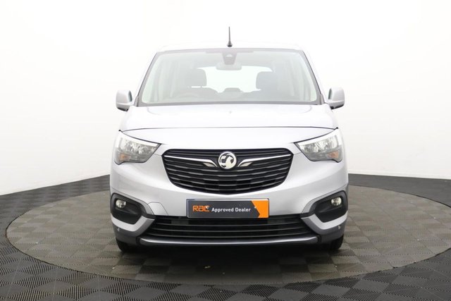 2019 Vauxhall Combo Life 1.2L Energy 5dr - Photo 6