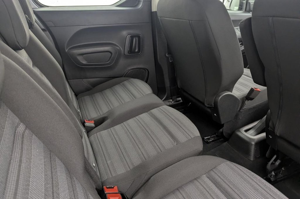 USED 2019 69 VAUXHALL COMBO LIFE 1.2 Turbo GPF Energy MPV 5dr Petrol Manual Euro 6 (s/s) (110 ps) Car Play, 16" Alloys, Sensors