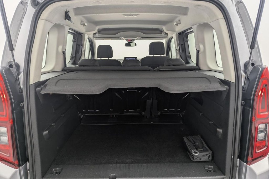 USED 2019 69 VAUXHALL COMBO LIFE 1.2 Turbo GPF Energy MPV 5dr Petrol Manual Euro 6 (s/s) (110 ps) Car Play, 16" Alloys, Sensors