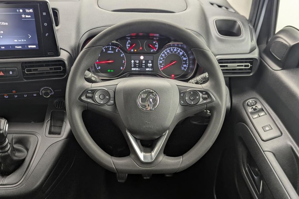 USED 2019 69 VAUXHALL COMBO LIFE 1.2 Turbo GPF Energy MPV 5dr Petrol Manual Euro 6 (s/s) (110 ps) Car Play, 16" Alloys, Sensors