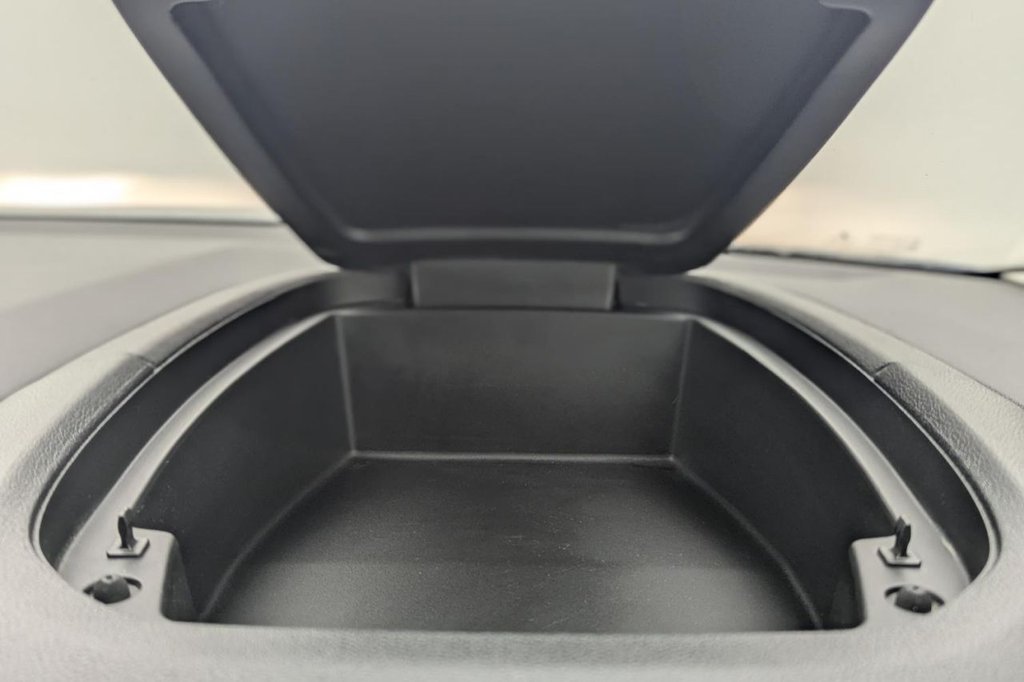 USED 2019 69 VAUXHALL COMBO LIFE 1.2 Turbo GPF Energy MPV 5dr Petrol Manual Euro 6 (s/s) (110 ps) Car Play, 16" Alloys, Sensors