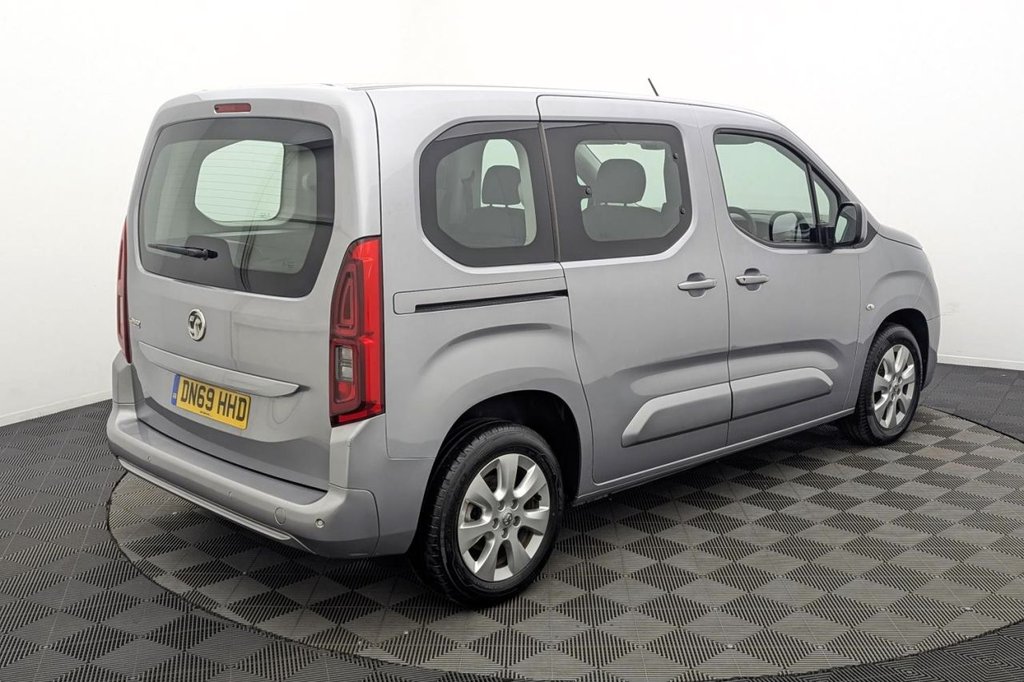 USED 2019 69 VAUXHALL COMBO LIFE 1.2 Turbo GPF Energy MPV 5dr Petrol Manual Euro 6 (s/s) (110 ps) Car Play, 16" Alloys, Sensors