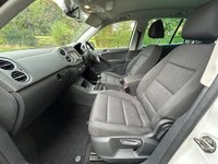 USED 2011 G VOLKSWAGEN TIGUAN 2.0 TDI Match 4WD Euro 5 5dr SIDESKIRTS - NAV - FSH