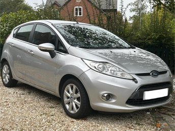 2010 FORD FIESTA 1.4 Zetec 5dr &pound;1250.00