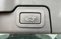 USED 2015 15 LAND ROVER RANGE ROVER EVOQUE 2.2 SD4 Pure Tech SUV 5dr Diesel Auto 4WD Euro 5 (s/s) (190 ps) A stunning 2015 Range Rover Evoque Auto finished in Santorini Black with an incredibly low 39,000 miles. Smooth to drive, comfortable, and packed with great features.  ? Heated black leather ? Sat nav & Bluetooth ? Reverse camera with front & rear sensors ? Electric power boot ? Side steps & 18" alloys  A classy, well-cared-for Evoque that looks and drives exactly as it should.
