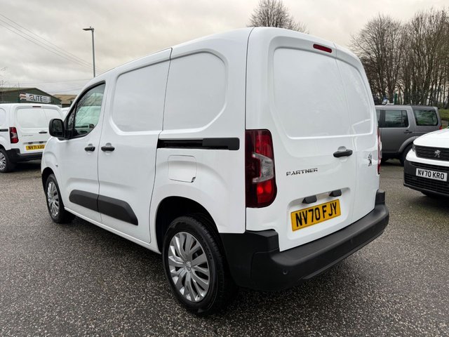 2020 PEUGEOT PARTNER 1.5 BlueHDi 1000 Professional Standard Panel Van 5dr Diesel Manual SWB Euro 6 (s/s) (100 bhp) - Photo 5