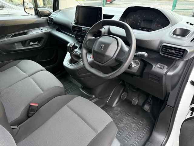 2020 PEUGEOT PARTNER 1.5 BlueHDi 1000 Professional Standard Panel Van 5dr Diesel Manual SWB Euro 6 (s/s) (100 bhp) - Photo 9