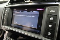 USED 2017 17 JAGUAR XE 2.0d Portfolio Saloon 4dr Diesel Auto AWD Euro 6 (s/s) (240 ps) 