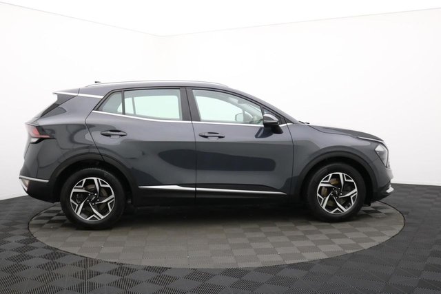 2022 Kia Sportage 1.6L 2 5dr - Photo 2