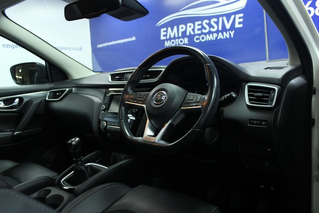 2019 NISSAN QASHQAI - Photo 5