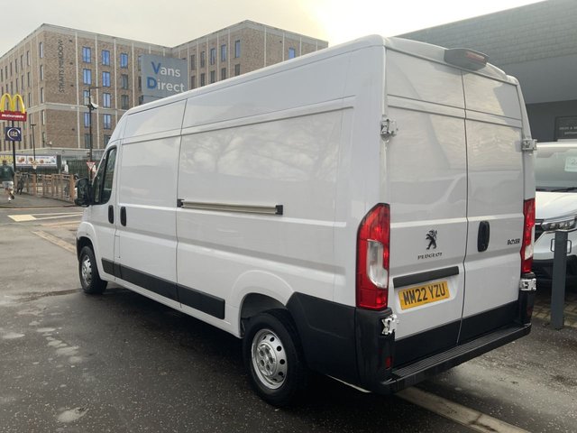 2022 Peugeot Boxer 2.2L Professional 5dr - Photo 6