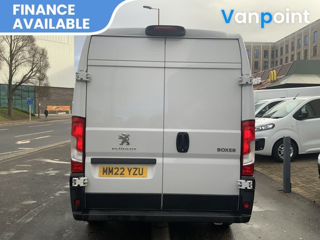 2022 Peugeot Boxer 2.2L Professional 5dr - Photo 5