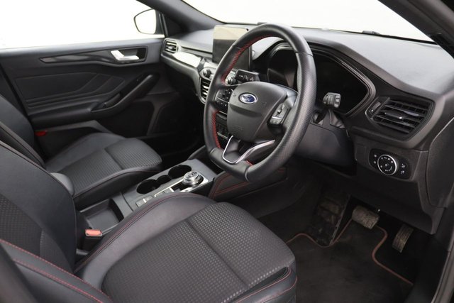 2021 Ford Focus 1L St-Line X 5dr - Photo 10