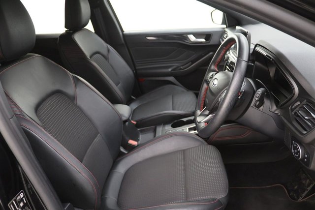 2021 Ford Focus 1L St-Line X 5dr - Photo 12