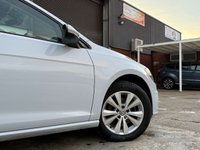 USED 2017 67 VOLKSWAGEN GOLF 1.6 TDI BlueMotion Tech SE Nav Estate 5dr Diesel DSG Euro 6 (s/s) (115 ps) DSG Auto | Sat Nav | Long MOT
