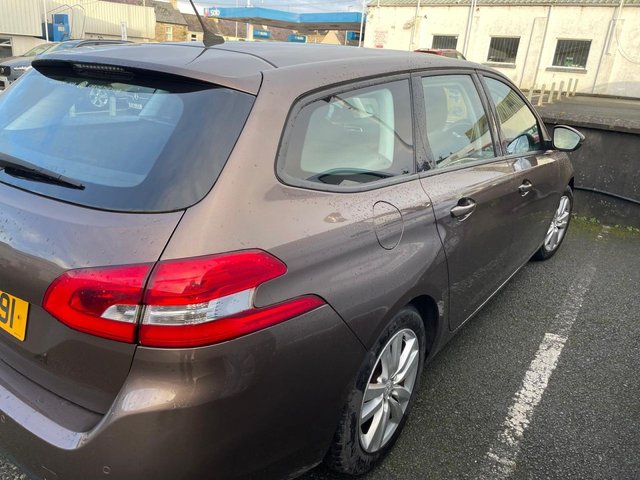 2014 PEUGEOT 308 SW - Photo 2