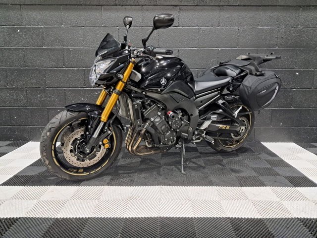 View our YAMAHA FZ8