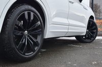 USED 2021 21 VOLKSWAGEN TOUAREG 3.0 TDI V6 Black Edition SUV 5dr Diesel Tiptronic 4Motion Euro 6 (s/s) (286 ps) PAN ROOF / FULL VW HISTORY