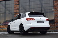 USED 2021 21 VOLKSWAGEN TOUAREG 3.0 TDI V6 Black Edition SUV 5dr Diesel Tiptronic 4Motion Euro 6 (s/s) (286 ps) PAN ROOF / FULL VW HISTORY