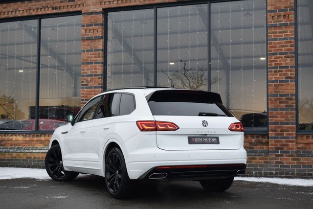 2021 Volkswagen Touareg 3L Black Edition 5dr - Photo 8