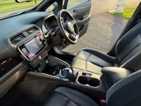 USED 2022 72 NISSAN LEAF 39kWh Tekna Hatchback 5dr Electric Auto (150 ps) 