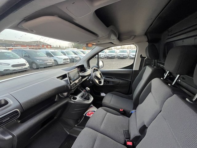 2021 Peugeot Partner 1.5L Professional 5dr - Photo 12