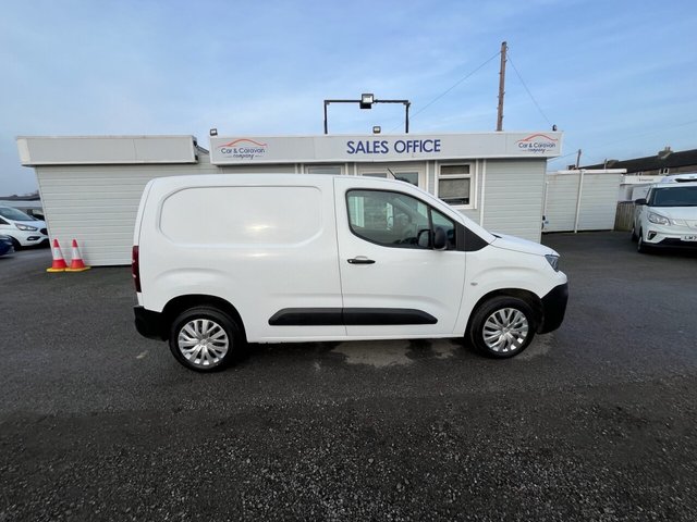 2021 Peugeot Partner 1.5L Professional 5dr - Photo 7