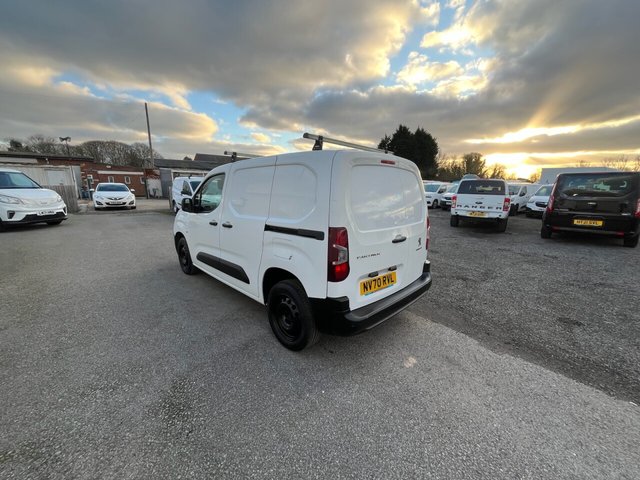 2021 Peugeot Partner 1.5L Professional 5dr - Photo 7