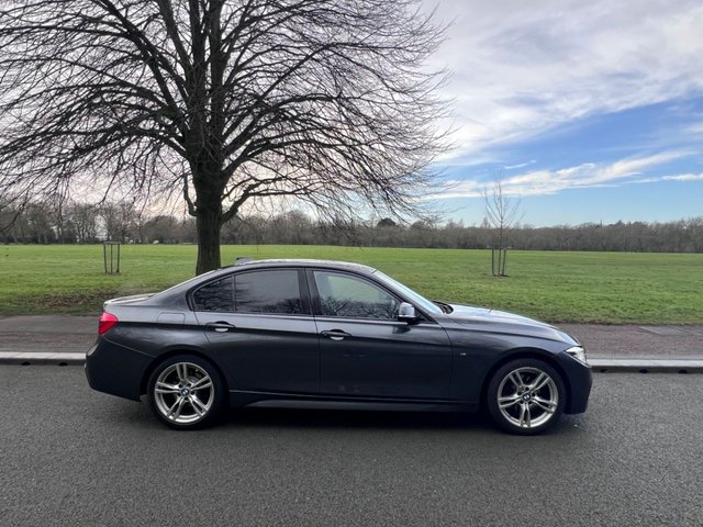 2018 BMW 3 Series 2L M Sport 4dr - Photo 5