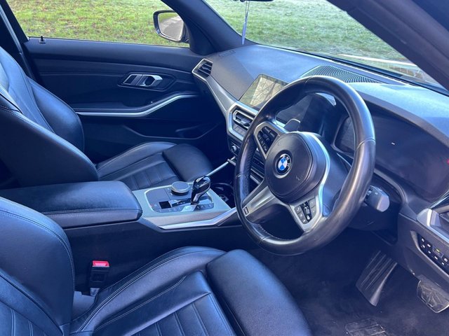 2019 BMW 3 Series 2L M Sport 4dr - Photo 2