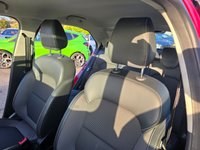 USED 2020 70 MG MG3 1.5 VTi-TECH Exclusive Nav hatchback, 25,000 miles, Euro 6 Petrol Manual with 8' Touchscreen, Apple CarPlay, Reverse Camera, A/C, ULEZ compliant. This 2020 MG MG3 VTi TECH Exclusive Nav presents an exceptional opportunity with its remarkably low mileage of just 25,000 miles for its age. This stylish hatchback is equipped with a responsive 1.5L petrol engine, meeting Euro 6 emissions standards. You can drive with confidence knowing it comes with a 3 month warranty and a fresh 12 month MOT provided on purchase. Inside, you'll find a host of convenient features designed to enhance your driving experience, including Bluetooth connectivity for