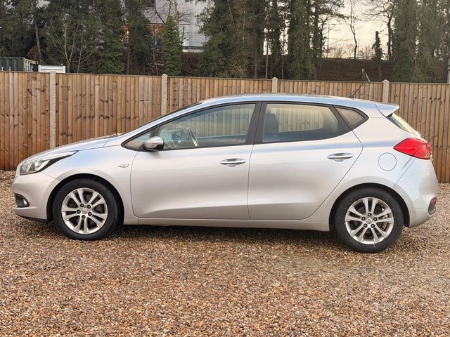 2015 KIA CEED - Photo 2