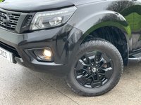 USED 2019 69 NISSAN NAVARA 2.3 dCi N-Guard Pickup Double Cab 4dr Diesel Auto 4WD Euro 6 (190 ps) SUNROOF + PARKING SENSORS ** NO VAT