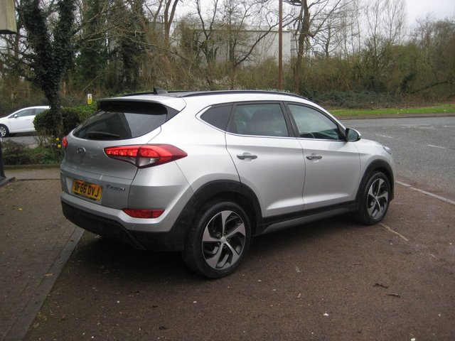 2016 HYUNDAI TUCSON 1.7 CRDi Blue Drive Premium SE SUV 5dr Diesel DCT Euro 6 (s/s) (141 ps) - Photo 8