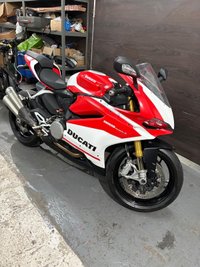 USED 2019 19 DUCATI 959 PANIGALE 959 Corse Super Sports Petrol Manual Euro 4 (149 ps) DUCATI 959 CORSE 2 OWNER LOW MILES OF 9900 LAST SERVICE AT 9500 MOT DECEMBER 2026, FITTED WITH AKRAPROVIC EXHAUST, DATA TAG,FULL BOOK PACK SERVICE BOOK AND 2 KEYS, GREAT VALUE THERE A COUPLE OF MARKS 1 ON THE TANK AND 1 ONE REAR SEAT