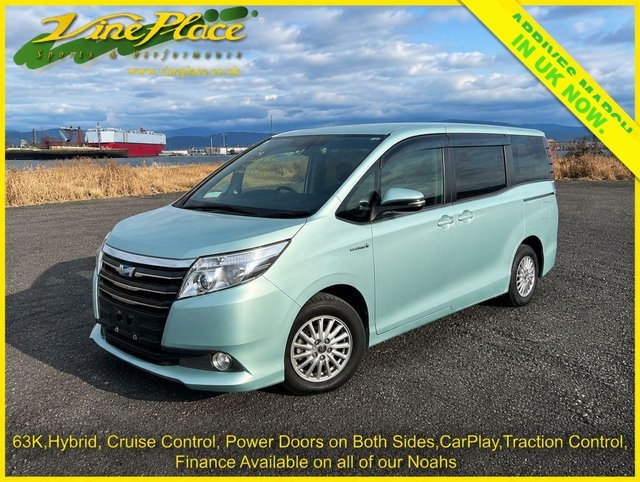 2014 TOYOTA VOXY/NOAH