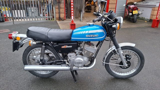 1977 R Suzuki Gt 250 B 2 Stroke Roadster Retro Classic