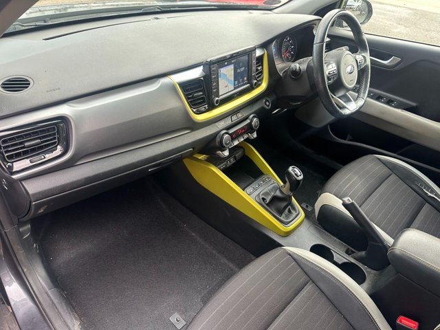 2019 KIA STONIC 1.6 CRDi First Edition SUV 5dr Diesel Manual Euro 6 (s/s) (108 bhp) - Photo 12