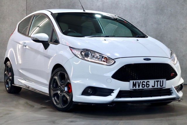 2017 66 Ford Fiesta 1.6T EcoBoost ST-3 Hatchback 3dr Petrol Manual Euro 6 (182 ps)