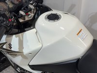 USED 2010 10 SUZUKI V-STROM 650 BASH PLATE - TOP BOX COMES WITH NEW MOT AND WARRANTY
