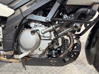 USED 2010 10 SUZUKI V-STROM 650 BASH PLATE - TOP BOX COMES WITH NEW MOT AND WARRANTY
