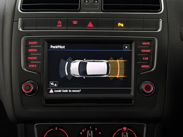 2017 VOLKSWAGEN POLO 1.2 TSI Match Edition Hatchback 5dr Petrol Manual Euro 6 (s/s) (90 ps) - Photo 5