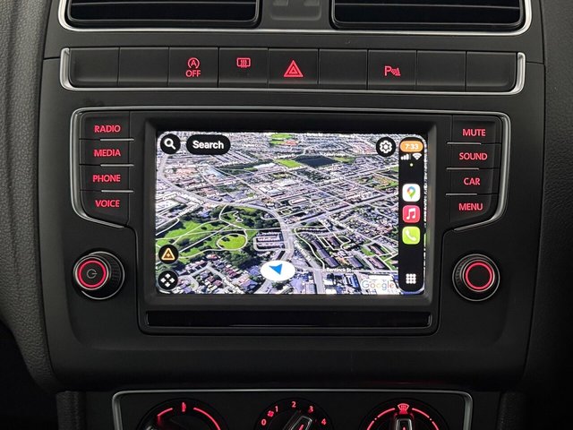 2017 VOLKSWAGEN POLO 1.2 TSI Match Edition Hatchback 5dr Petrol Manual Euro 6 (s/s) (90 ps) - Photo 3