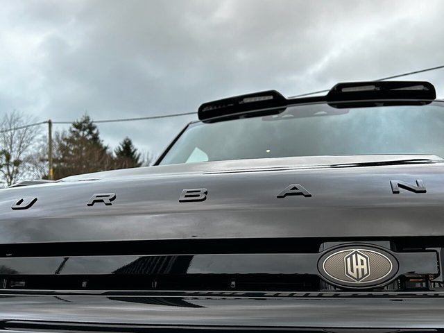 2026 Land Rover DEFENDER 110 - Photo 9