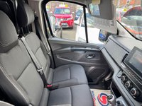 USED 2023 23 RENAULT TRAFIC 2.0 dCi Blue LL30 Sport Panel Van 5dr Diesel Manual L2 H1 Euro 6 (s/s) (150 ps) 1 OWNER, FULL SERVICE HISTORY, BLUETOOTH, LWB, STUNNING EXAMPLE