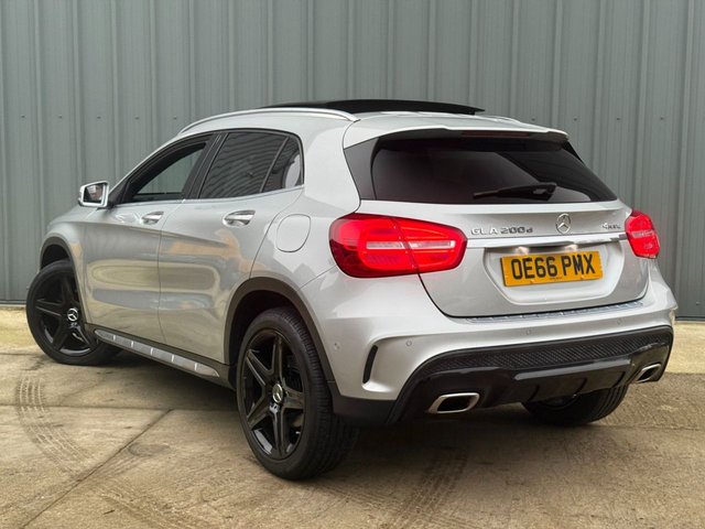 2016 MERCEDES-BENZ GLA GLA200d AMG Line (Premium Plus) 2.1 SUV 5dr Diesel 7G-DCT 4MATIC Euro 6 (s/s) (136 ps) - Photo 3