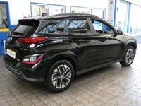 USED 2022 72 HYUNDAI KONA 64kWh Ultimate SUV 5dr Electric Auto (10.5kW Charger) (204 ps) SAT NAV LEATHER CAMERA ANDROID APPLE CARPLAY PARKING SENSORS 1 OWNERS SERVICE HISTORY WARRANTY
